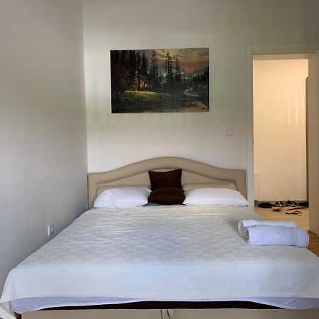 Royal Residence Apartmani Pančevo Extérieur photo